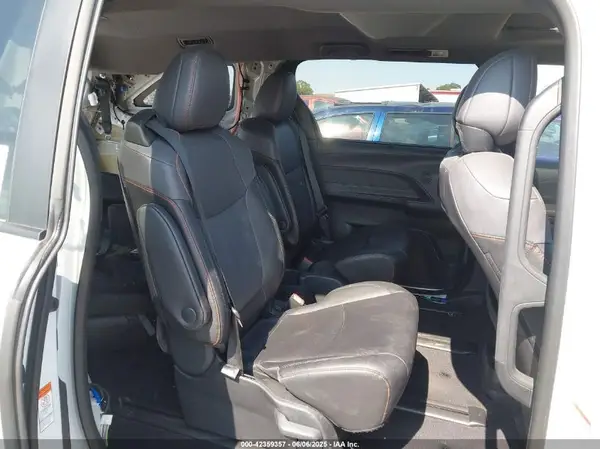5TDDSKFC3PS107558 2023 TOYOTA SIENNA - Image 8