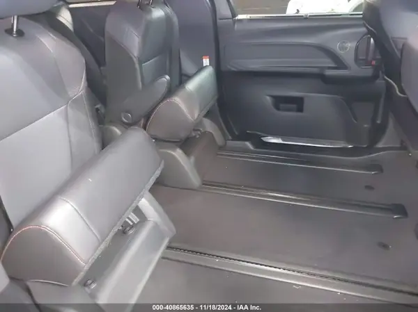 5TDDSKFC3RS114626 2024 TOYOTA SIENNA - Image 8