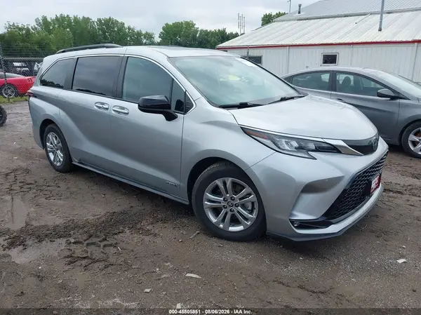 5TDDSKFC4MS011045 2021 TOYOTA SIENNA - Image 1