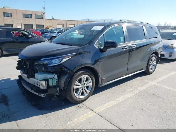 5TDDSKFC6MS006865 2021 TOYOTA SIENNA - Image 2