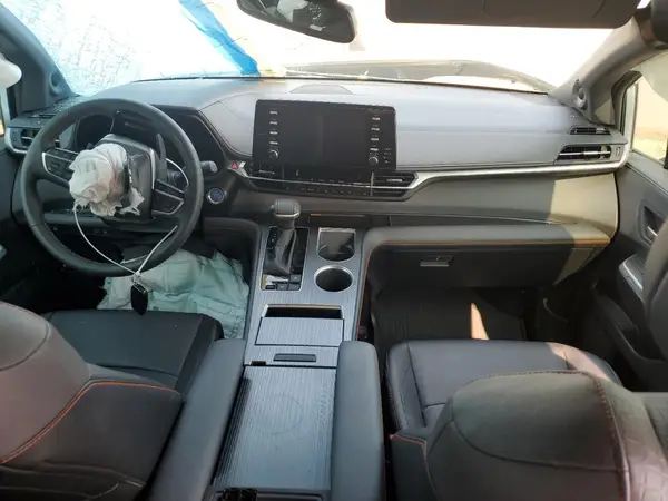 5TDDSKFC6PS098158 2023 TOYOTA SIENNA - Image 8