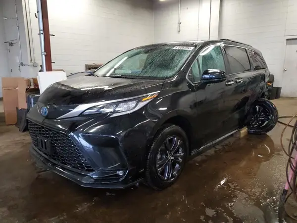5TDDSKFC7RS119103 2024 TOYOTA SIENNA - Image 1