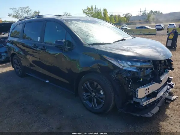 5TDDSKFC7SS204450 2025 TOYOTA SIENNA - Image 1