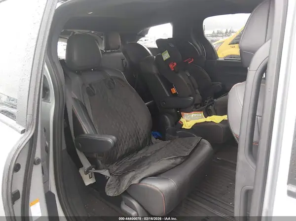5TDDSKFC8PS102811 2023 TOYOTA SIENNA - Image 8