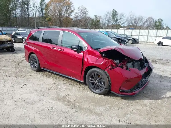 5TDDSKFC8RS115156 2024 TOYOTA SIENNA - Image 1
