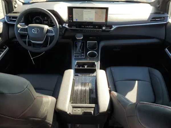 5TDDSKFC9SS201324 2025 TOYOTA SIENNA - Image 8