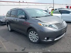 5TDDZ3DC0HS152382 2017 TOYOTA SIENNA