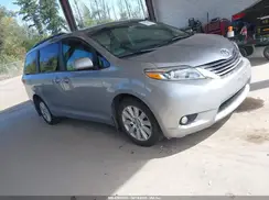 5TDDZ3DC0HS164712 2017 TOYOTA SIENNA