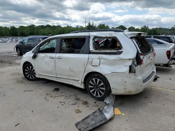 5TDDZ3DC0JS200811 2018 TOYOTA SIENNA - Image 2