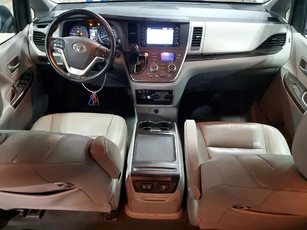 5TDDZ3DC0JS203837 2018 TOYOTA SIENNA - Image 8