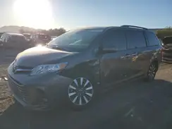 5TDDZ3DC0JS203949 2018 TOYOTA SIENNA