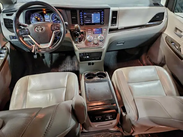 5TDDZ3DC0KS212085 2019 TOYOTA SIENNA - Image 8
