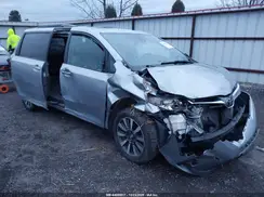 5TDDZ3DC0KS212278 2019 TOYOTA SIENNA