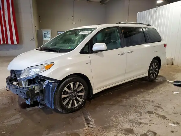 5TDDZ3DC0KS214628 2019 TOYOTA SIENNA - Image 1