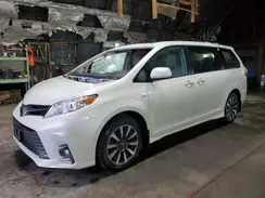 5TDDZ3DC0KS217173 2019 TOYOTA SIENNA