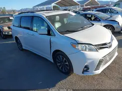 5TDDZ3DC0KS220459 2019 TOYOTA SIENNA