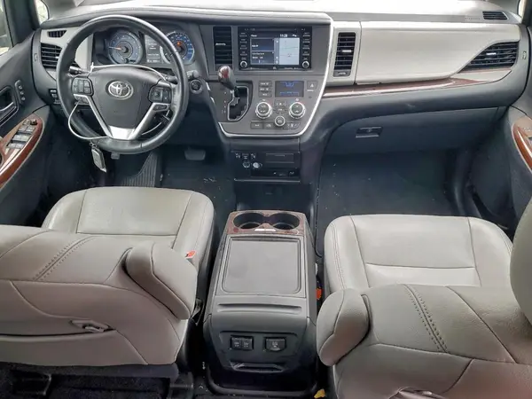 5TDDZ3DC0KS222728 2019 TOYOTA SIENNA - Image 8