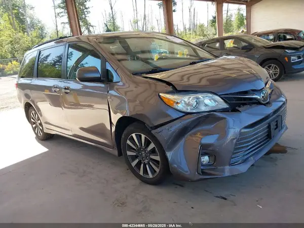 5TDDZ3DC0KS223202 2019 TOYOTA SIENNA - Image 1