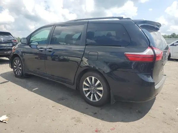 5TDDZ3DC0LS229910 2020 TOYOTA SIENNA - Image 2