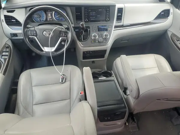 5TDDZ3DC0LS229910 2020 TOYOTA SIENNA - Image 8