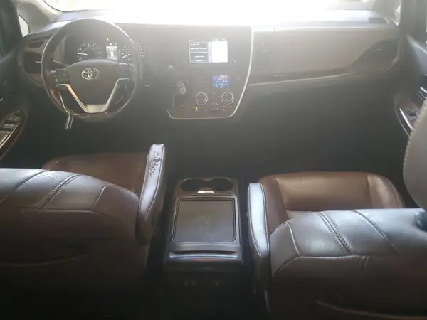 5TDDZ3DC0LS239417 2020 TOYOTA SIENNA - Image 8