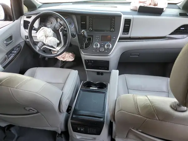 5TDDZ3DC0LS243029 2020 TOYOTA SIENNA - Image 8