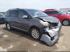 5TDDZ3DC1HS151130 2017 TOYOTA SIENNA