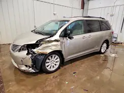 5TDDZ3DC1HS160068 2017 TOYOTA SIENNA