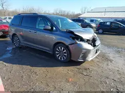 5TDDZ3DC1JS191522 2018 TOYOTA SIENNA