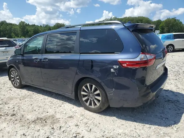 5TDDZ3DC1JS193304 2018 TOYOTA SIENNA - Image 2