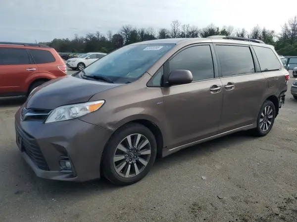 5TDDZ3DC1JS195179 2018 TOYOTA SIENNA - Image 1