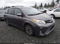 5TDDZ3DC1JS202440 2018 TOYOTA SIENNA