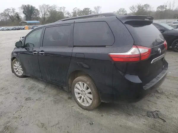 5TDDZ3DC1JS205550 2018 TOYOTA SIENNA - Image 2