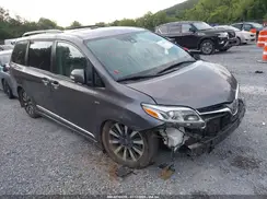 5TDDZ3DC1KS211995 2019 TOYOTA SIENNA