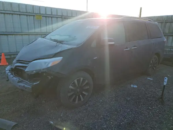 5TDDZ3DC1KS215979 2019 TOYOTA SIENNA - Image 1