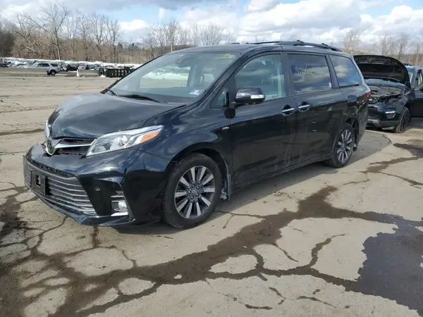 5TDDZ3DC1KS217361 2019 TOYOTA SIENNA - Image 1
