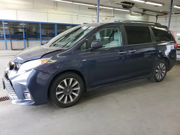 5TDDZ3DC1KS222897 2019 TOYOTA SIENNA - Image 1
