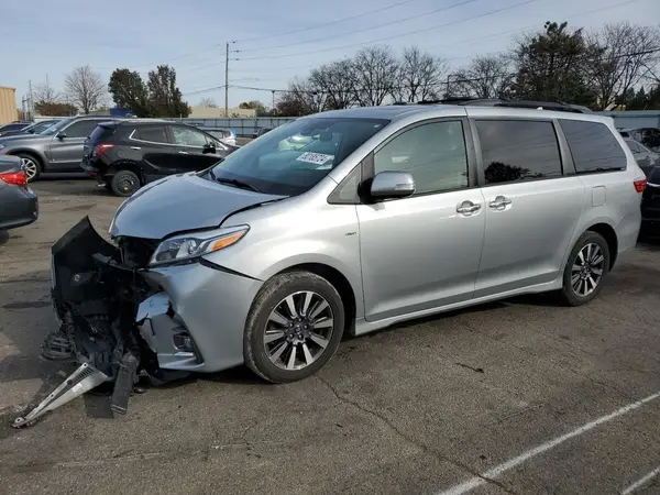 5TDDZ3DC1KS223662 2019 TOYOTA SIENNA - Image 1
