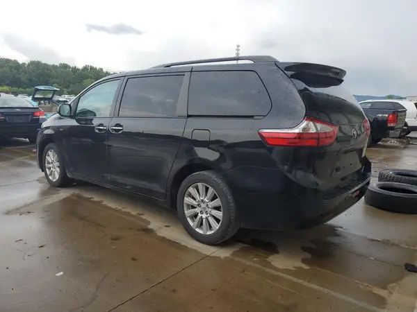 5TDDZ3DC2HS150620 2017 TOYOTA SIENNA - Image 2