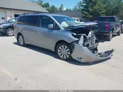 5TDDZ3DC2HS163755 2017 TOYOTA SIENNA