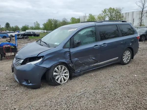 5TDDZ3DC2HS164002 2017 TOYOTA SIENNA - Image 1
