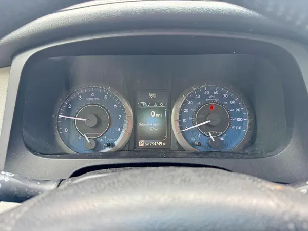 5TDDZ3DC2HS167093 2017 TOYOTA SIENNA - Image 8