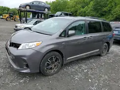 5TDDZ3DC2JS196583 2018 TOYOTA SIENNA