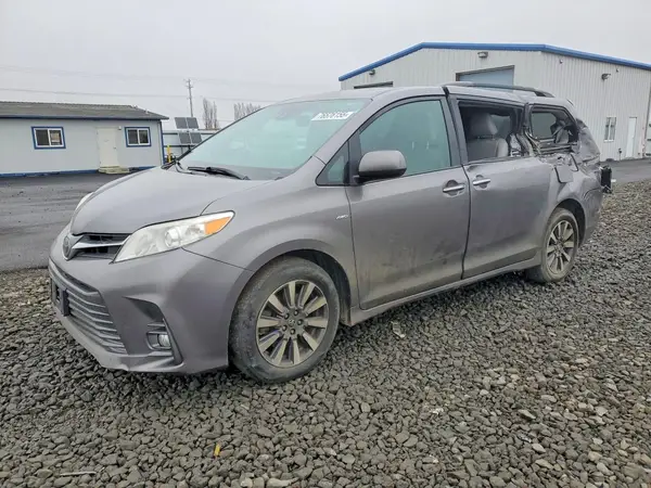 5TDDZ3DC2JS197572 2018 TOYOTA SIENNA