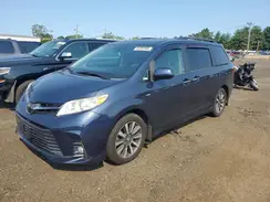 5TDDZ3DC2JS197779 2018 TOYOTA SIENNA