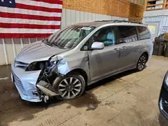 5TDDZ3DC2JS201880 2018 TOYOTA SIENNA