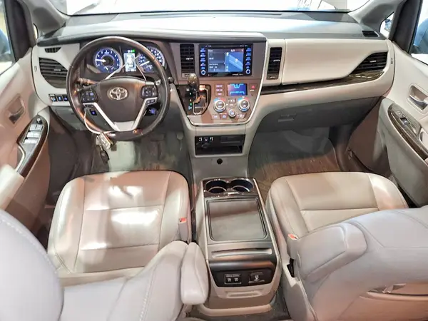 5TDDZ3DC2JS201880 2018 TOYOTA SIENNA - Image 8