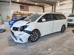 5TDDZ3DC2JS204990 2018 TOYOTA SIENNA