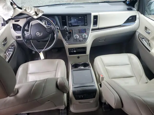 5TDDZ3DC2JS205430 2018 TOYOTA SIENNA - Image 8