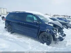 5TDDZ3DC2KS212315 2019 TOYOTA SIENNA